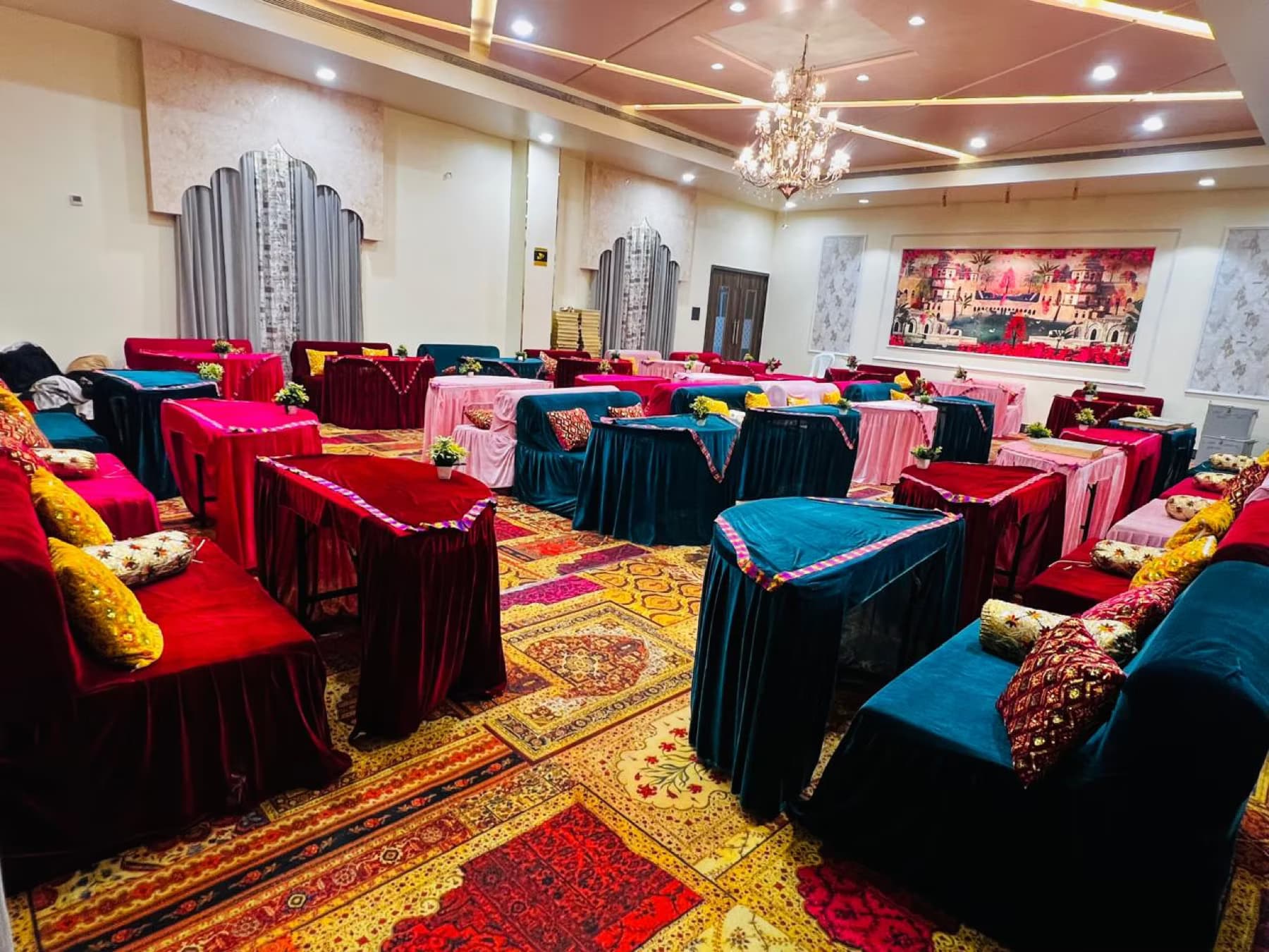 Shahi Bhoj Hall